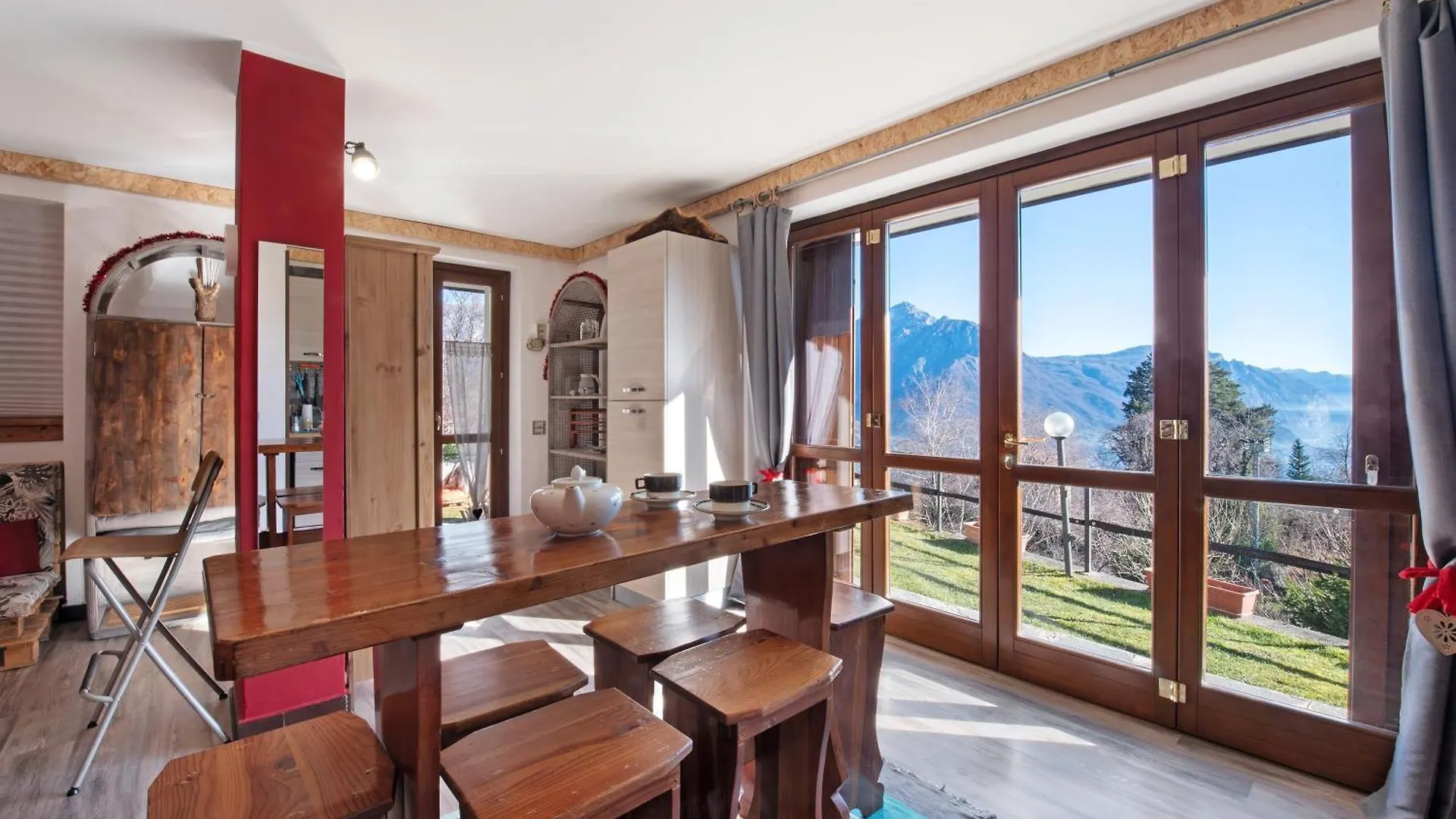 Bellavista Di Betty Lägenhet Civenna 0*,  Italien